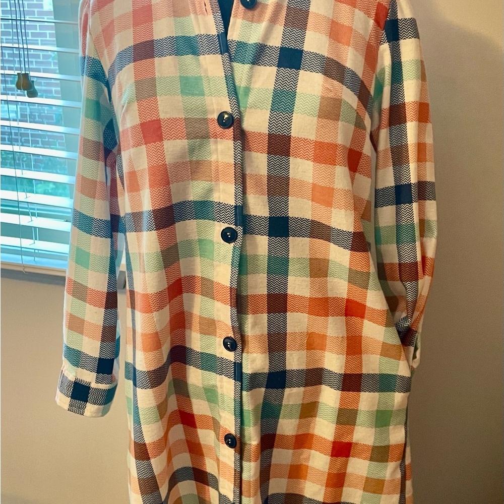 Plaid Button-Up Long Sleeve Shirt